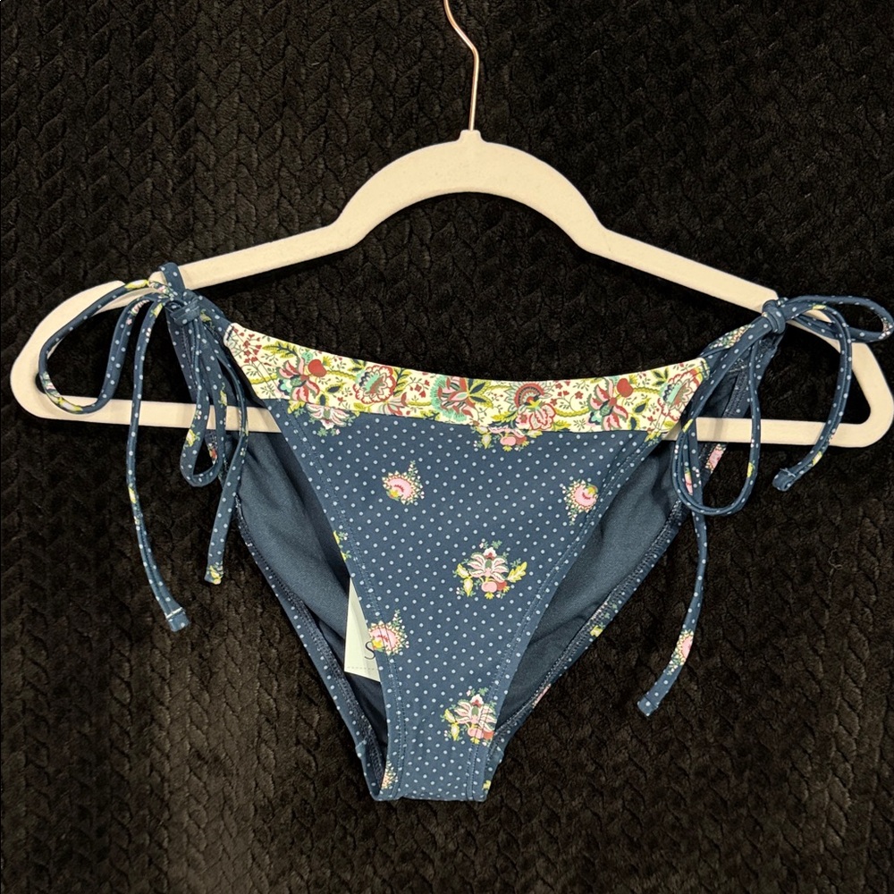 Shade & Shore Navy Floral Medium (8-10) Bikini Bottom